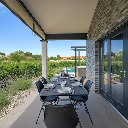 Holiday home Marelica *