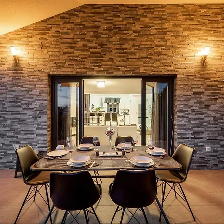 Holiday home Marelica Kastelir
